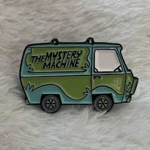 Scooby doo mystery machine lapel pin